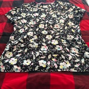Women's Heart Soul Floral Scrub Top